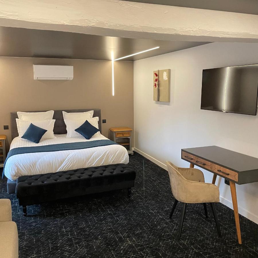 Le Sainte Jeanne Hotel Cormeilles-en-Vexin Bagian luar foto